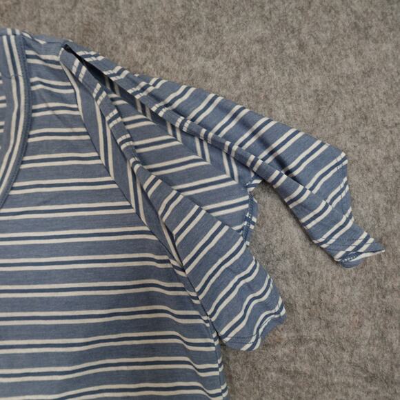 Left of Center Top Womens Extra Small Petite Split Flutter Sleeve V-Neck Striped - Picture 3 of 9